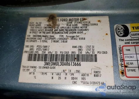 2010 Mercury Milan Hybrid z USA, uszkodzony, nr VIN 3MEDM0L30AR613666